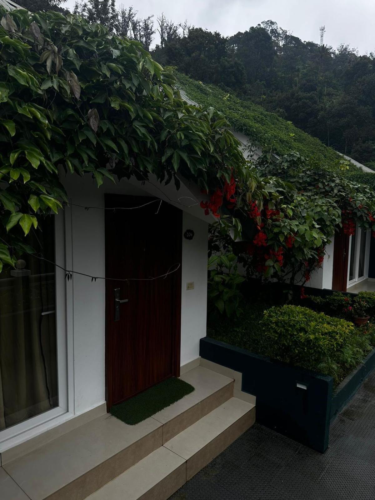 Munnar Tea Hills Resort - Mthr Esterno foto