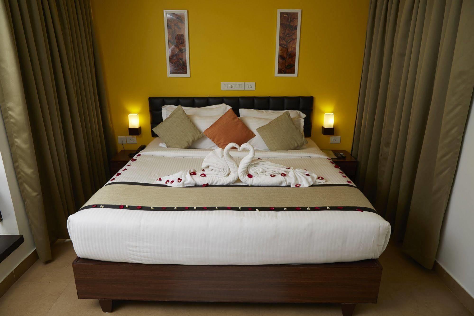 Munnar Tea Hills Resort - Mthr Esterno foto