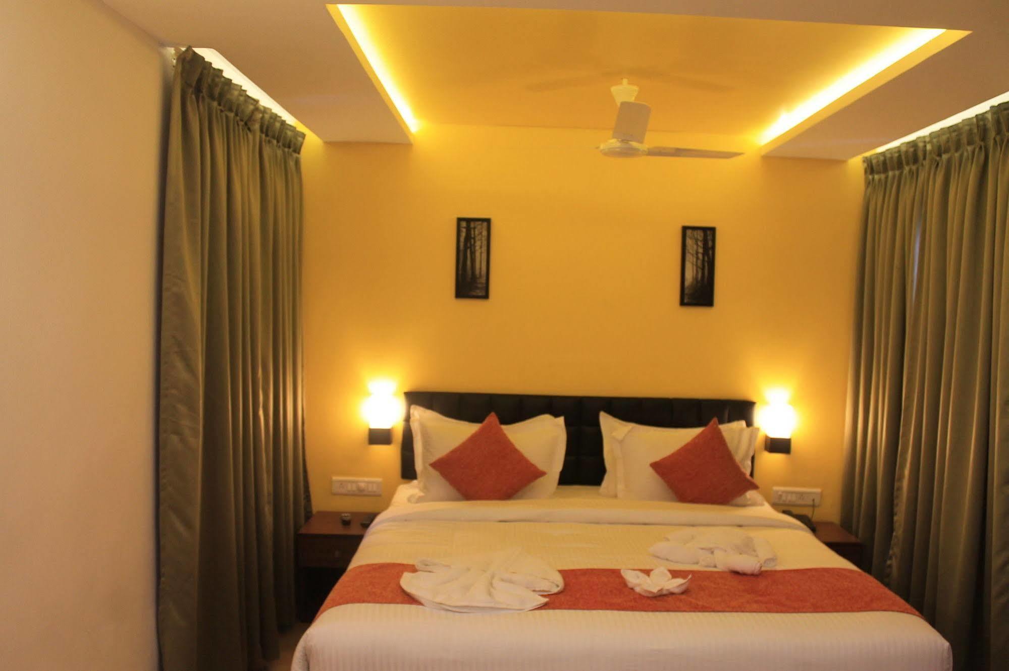 Munnar Tea Hills Resort - Mthr Esterno foto